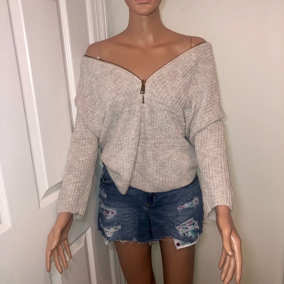 Knit sweater - Picture 3 of 6